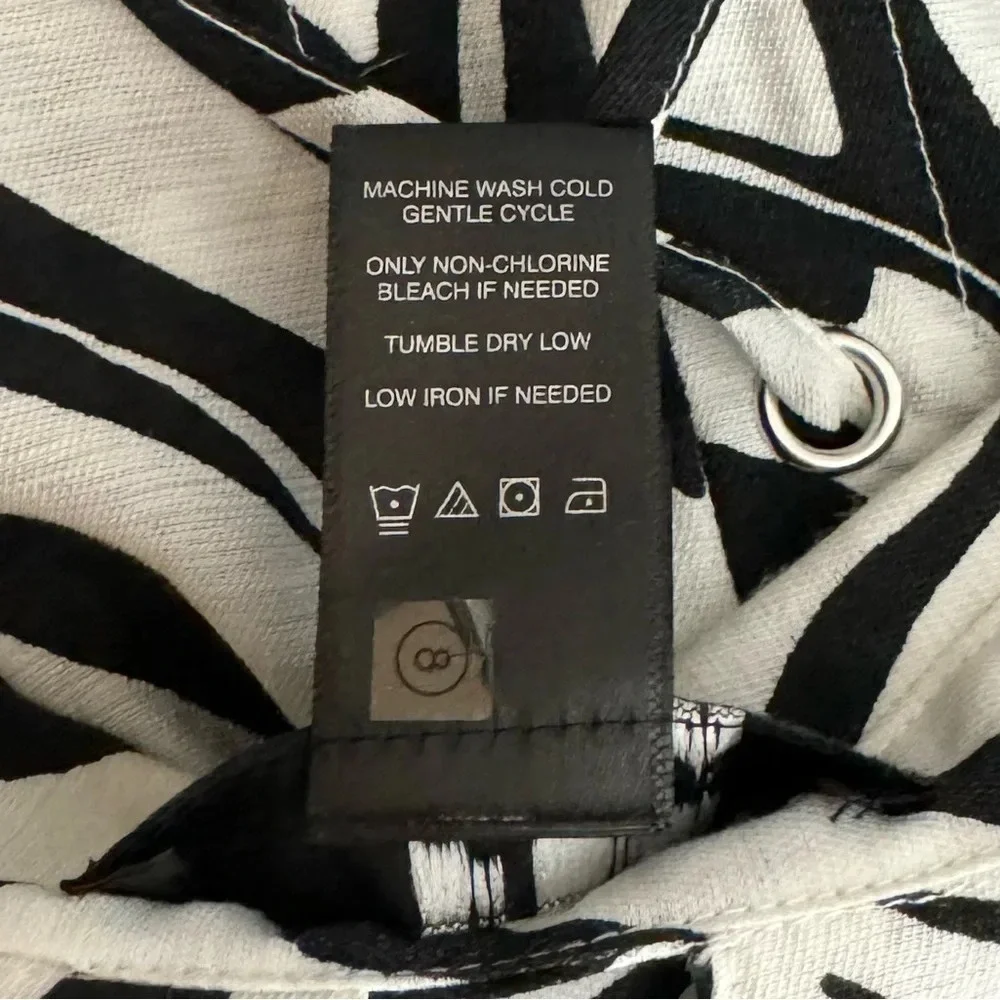 Ali Miles | Zebra Top 3/4 Sleeve Grommets With Tie Back EUC - Picture 8 of 8